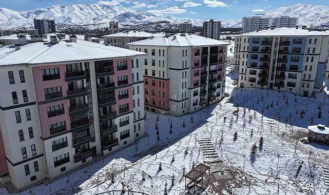 Yakınca'daki bin 80 konutta sona doğru