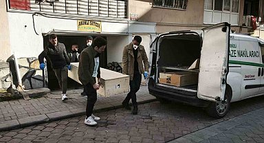 Yalnız yaşadığı evinde arkadaşı tarafından ölü bulundu