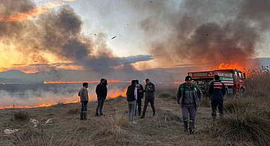 Yamadı Gölü'nde 10 günde üçüncü yangın: 50 hektar alan yandı, 1 şüpheli gözaltında