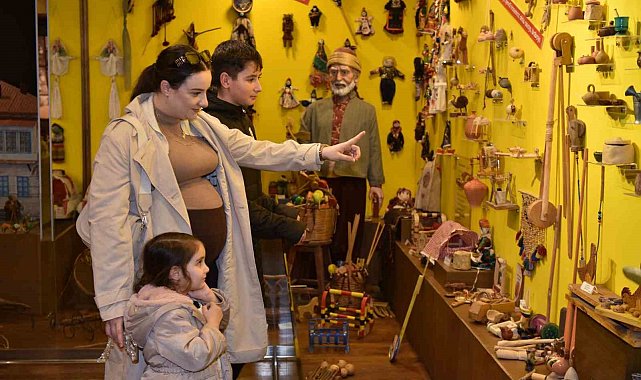 Yarıyıl tatilinin gözdesi Anadolu Oyuncak Müzesi oldu