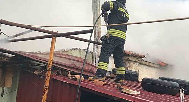 Yatağan'da korkutan ev yangını