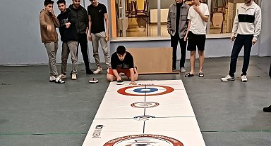 Yeni döneme floor curling ile başladılar