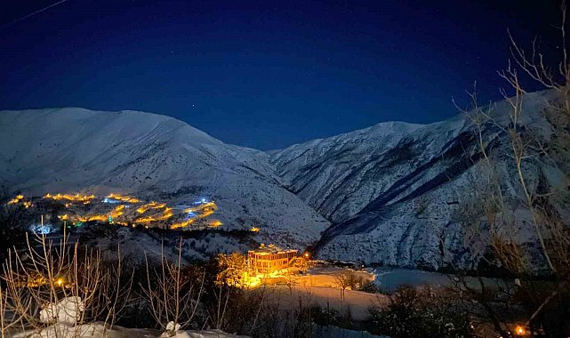 Yoğun kar yağışı sonrası Pütürge Belediyesi ekipleri sahada