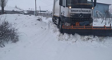 Yozgat'ta İl Özel İdaresi ekipleri kar mücadelesi veriyor