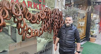 Yüzde yüz koyun etinden yapılıyor: Bu sucuğu diğerlerinden ayıran özelliği soğanı