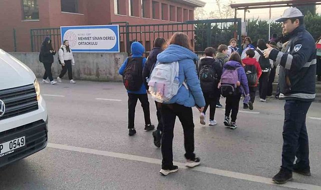 Zabıta ekipleriyle okul yolu daha güvenli