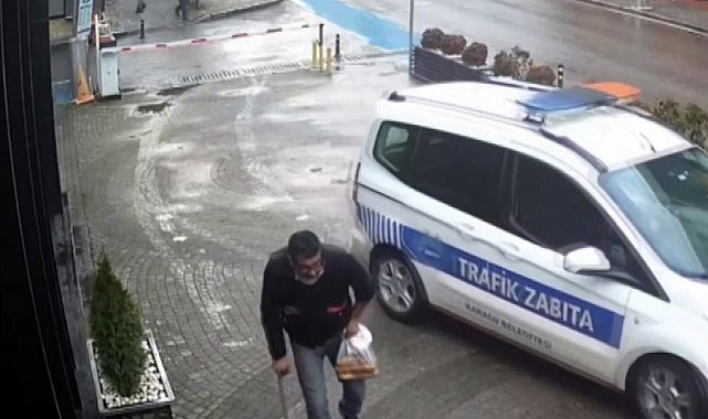 Zabıtayı görünce maraton koşucusuna dönüşen dilencinin üzerinden bakın kaç para çıkmış