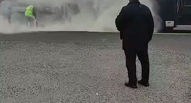 Zincirlikuyu'da metrobüsten dumanlar yükseldi, yolcular tahliye edildi
