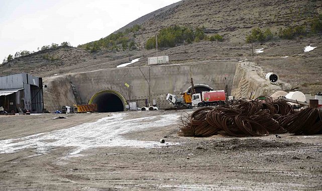 2021 yılında açılacak denilen Vauk Dağı tüneli 8 yıldır açılmayı bekliyor