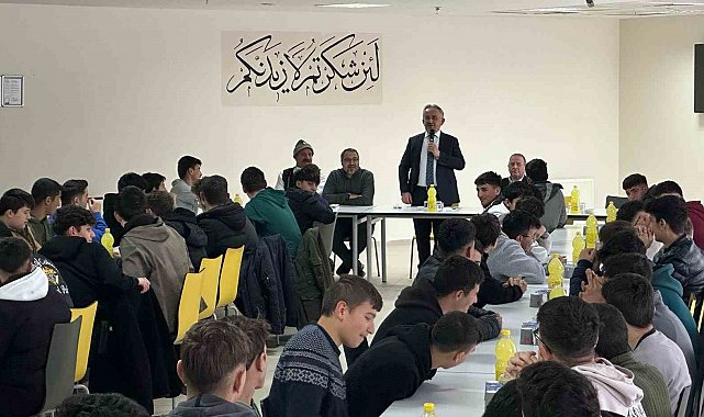 'İftarda Konuşalım' programı söyleşilerle devam ediyor