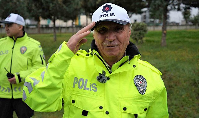 68 yaşındaki huzurevi sakininin polislik hayali gerçek oldu: Anons yaptı, sürücü denetledi
