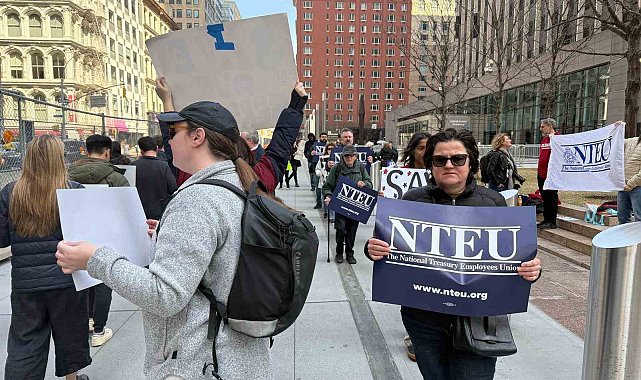 ABD'de işten çıkarılan federal kurum çalışanları: "Musk'ı Kov"