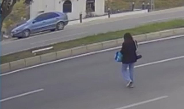 Adana'da yolda telefona bakan genç kız otomobilin çarpmasıyla ağır yaralandı