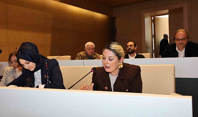 AK Parti Nilüfer Meclis Üyesi Nazlı Tan: "Kadıköy'de kadın haklarında çifte standart uygulanıyor"