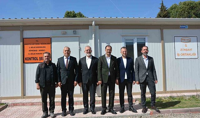 AK Parti'li Yenişehirlioğlu Demirci'de temaslarda bulundu