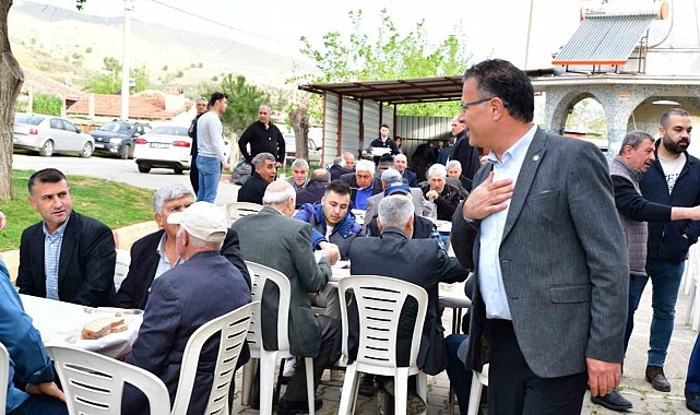 Alaşehir'de Başkan Öküzcüoğlu ve muhtar küskün aileleri barıştırdı