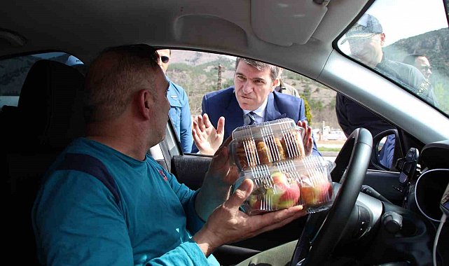 Amasya Valisi'nin sürücülerden tebessüm ettiren isteği: "Kısa bir molacık verin"