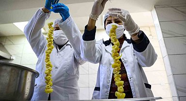 Antalya Büyükşehir Belediyesi'nden kadınlara üretim desteği