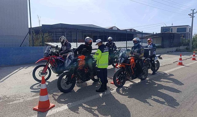 Antalya'da jandarmanın motosiklet denetiminde 114 araç trafikten men edildi