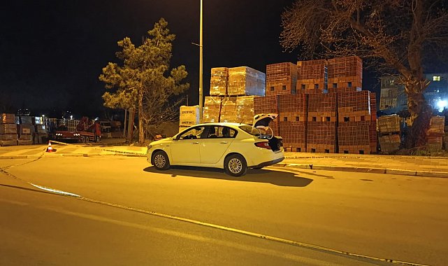 Aracından inerek kendini vuran genç hayatını kaybetti