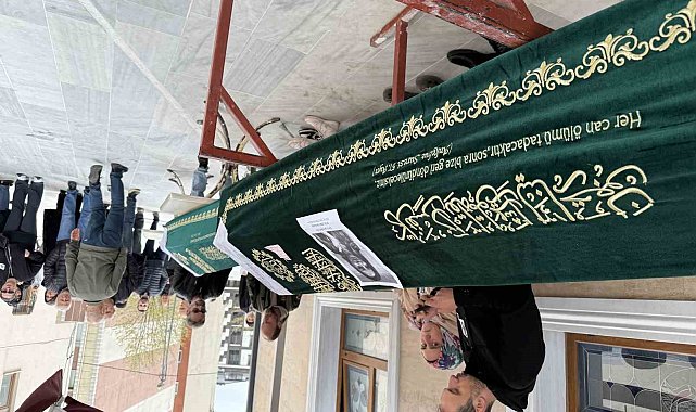 Avcılar'da eski eşin öldürdüğü, anne ve kızı son yolcuğuna uğurlandı