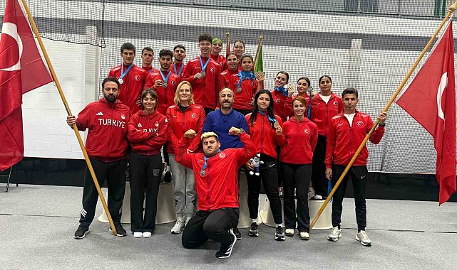 Bakan Bak'tan özel sporcular için tebrik mesajı