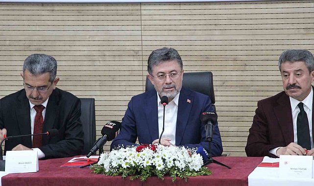 Bakan Yumaklı: "2025 yılı yatırım programında 10.3 milyar lira maliyetli 57 tane projemiz var"