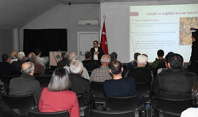 Balıkesir Büyükşehir'den arıcıları bir araya getiren panel