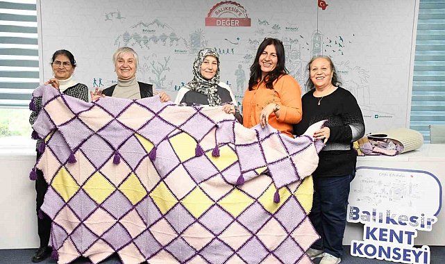 Balıkesirli kadınlar ilmek ilmek umudu işledi