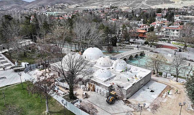 Başkan Altay 600 yıllık tarihi hamamın su müzesi olacağını açıkladı