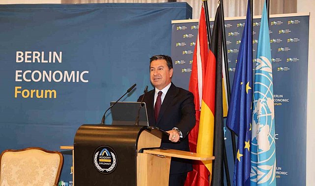 Başkan Aras ITB Berlin Turizm Fuarı İçin Almanya'da