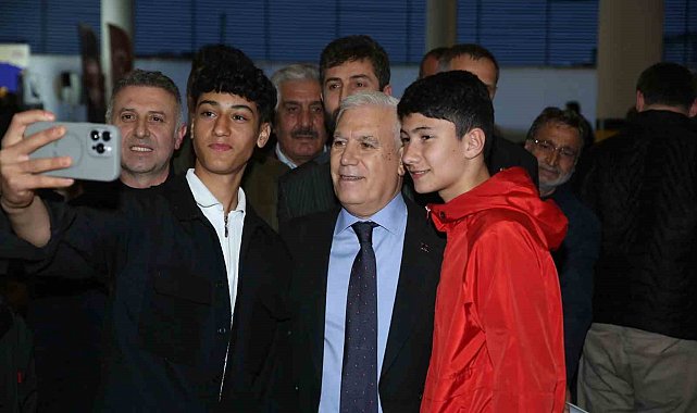 Başkan Bozbey, "Yaptığımız çalışmalar meyvelerini vermeye başladı"