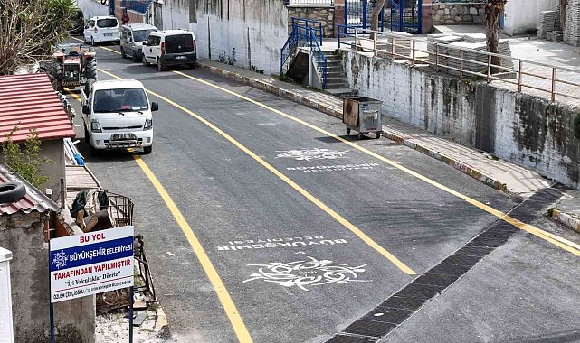 Başkan Çerçioğlu, Söke'nin yollarını yeniliyor