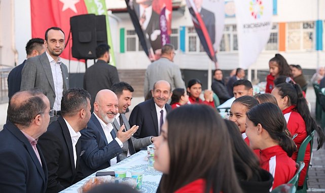 Başkan Çolakbayrakdar: "Sofralarımızdan bereket, gönüllerimizden muhabbet eksik olmasın"