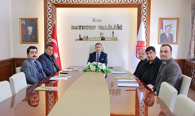 Bayburt taş fabrikasının durumu toplantıda değerlendirildi