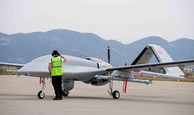 Bayraktar TB3 SİHA'dan Süpersonik füzeyle tam isabet