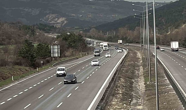 Bayram göçü başladı: Yollarda akıcı yoğunluk