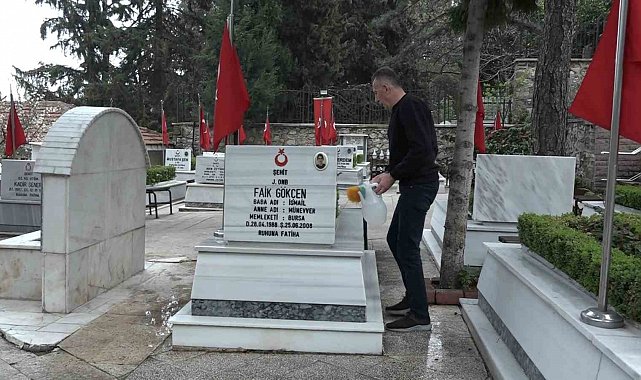 Bayram öncesi, şehitlikte hüzün