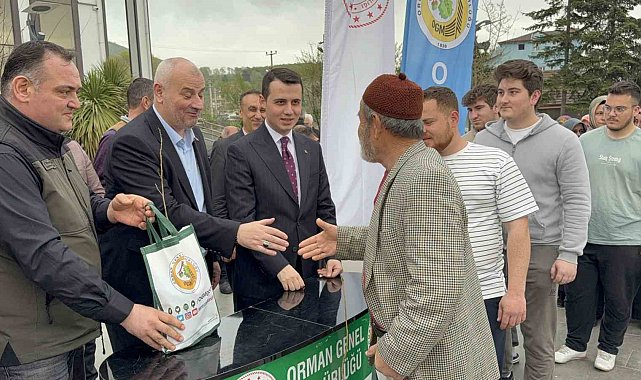 Binlerce kestane fidanı ücretsiz dağıtıldı