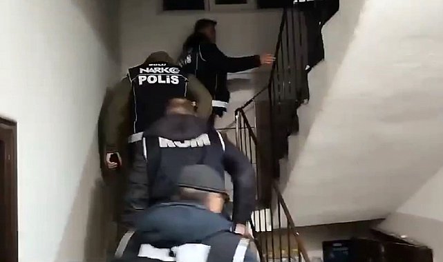 Bolu'da 16 kaçak göçmen yakalandı