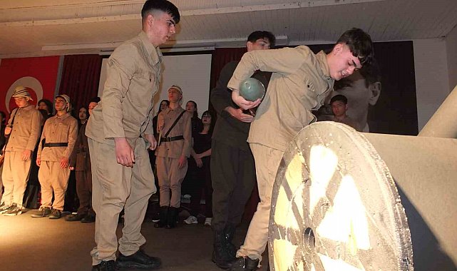 Burhaniye' de Çanakkale Zaferinin 110.yıldönümü kutlandı