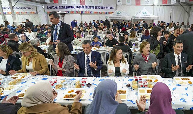 CHP Genel Başkanı Özel'den Suriye açıklaması: "Hepimizin yüreği ağzında"