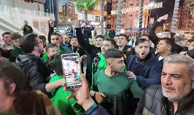 Denizlispor'da başkan açlık grevini sonlandırdı, taraftar destek için bir araya geldi