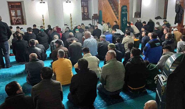 Devrek'te Kadir Gecesi coşku içerisinde idrak edildi