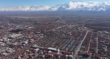 Doğu'da güneş yüzünü gösterdi