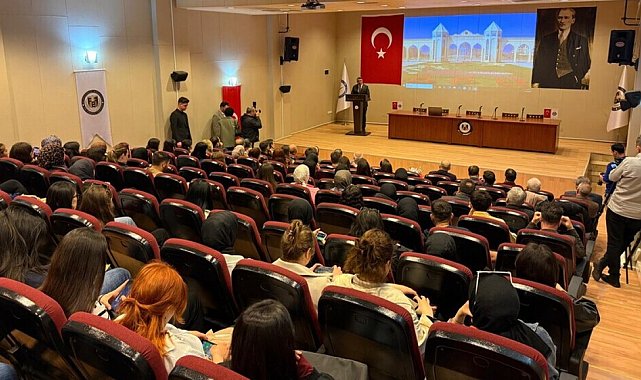 DPÜ'de "Bir Yıldız, Bir Hilal, İlelebet İstiklal" konulu konferans düzenlendi
