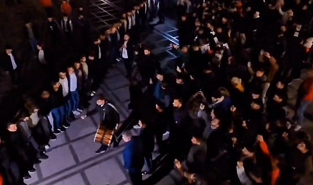 Elazığ'da geleneksel 23'üncü "Sahur Halayı"