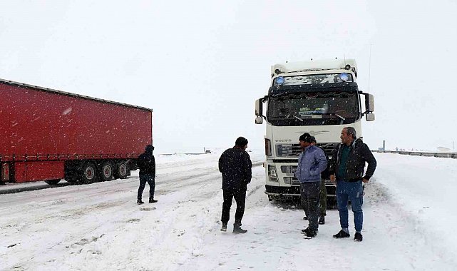 Erzincan- Kelkit yolunda ağır tonajlı araç geçişine izin verilmiyor