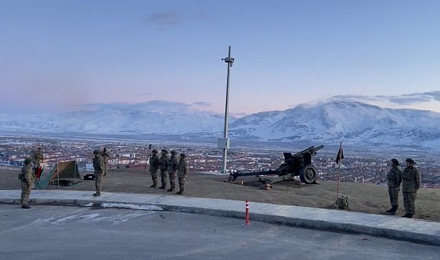 Erzincan'da ramazanda top atışı geleneği yaşatılıyor