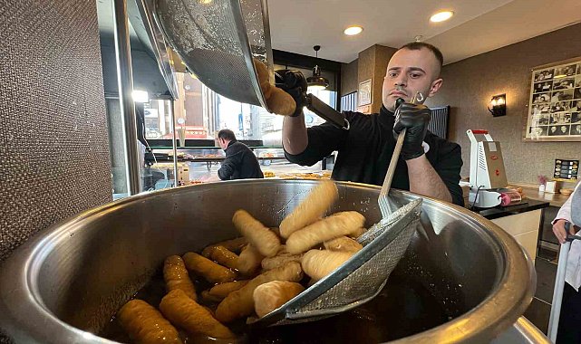 Erzurum'da iftar sofralarının vazgeçilmez tatlısı